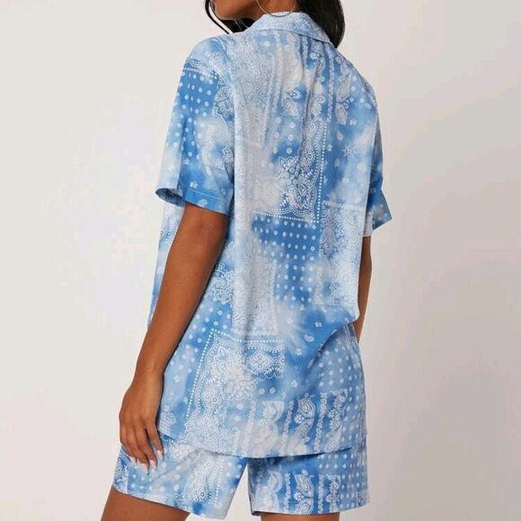 Women's Blue Patterned 2 Piece Set XL - Picture 2 of 3